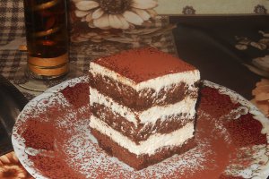 Tiramisu reţetă originala, cu frisca, mascarpone si cafea