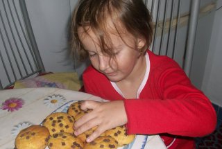 Muffins cu morcovi si ciocolata
