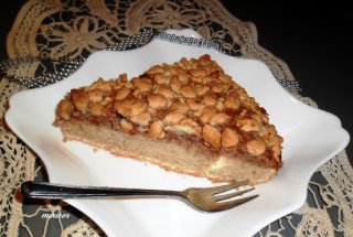Crumble cu dulceata de gutui si nuci