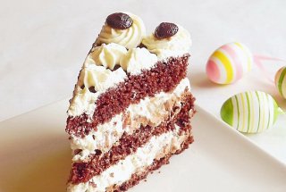 Tort cu fructe si frisca