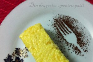 Sufleu de orez, lapte și mere