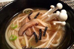 Supă cu tăiței Udon