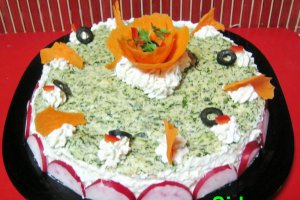 Tort aperitiv in trei culori