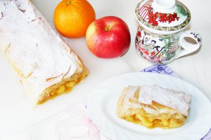 Strudel cu mere si portocale