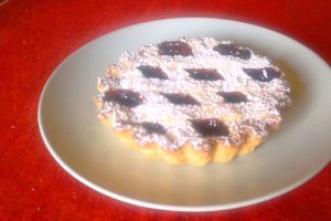 Tarta cu gem de visine