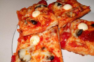 Pizza cu cascaval Delaco