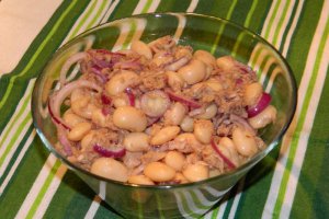 Salata de fasole boabe cu ton