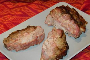 Ceafa de porc la cuptor cu bacon