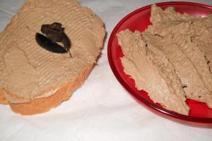 Pate de ficat de pui