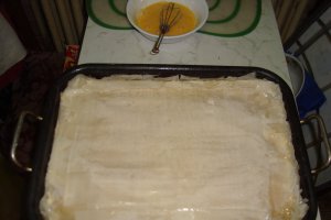 Desert placinta cu branza si stafide