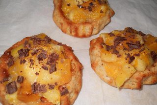 Mini tarte cu mar si portocala