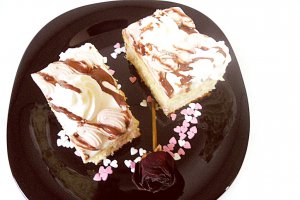 Pandişpan cu frişcă ,şerbet de ciocolată şi mascarpone