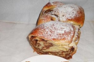 Cozonac cu nuca