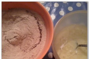 Prajitura cu crema de ciocolata si rom