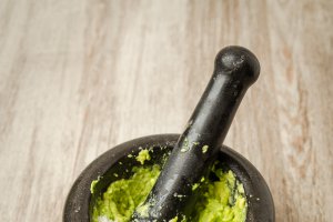 Crema avocado cu parmezan