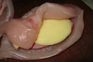 Cordon bleu din piept de pui