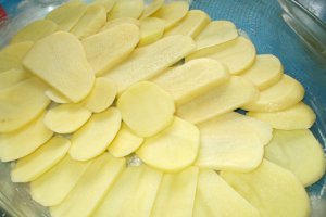 Gratin Dauphinois/Cartofi gratinati (Reteta din Turul Frantei Eurosport)