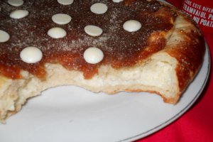 Placinta cu branza si dulceata