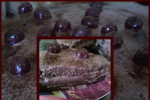 Tort cu crema de ciocolata