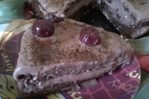 Tort cu crema de ciocolata