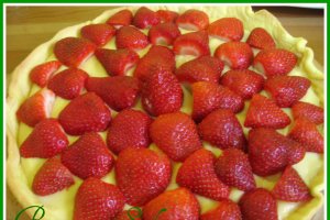 Tarta cu capsuni