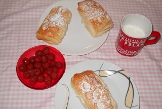 Strudel cu visine