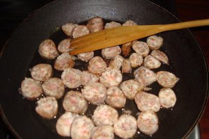 Omleta cu carnati afumati