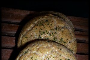 Chifle cu branza si verdeturi--reteta cu continut scazut de gluten