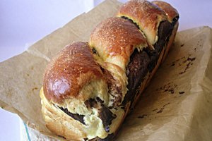 Cozonac pufos cu ciocolata