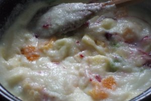 Budinca de gris cu fructe