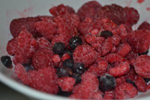 Briose cu fructe de padure