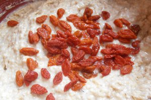 Biscuiti digestivi cu tarate de ovaz si goji