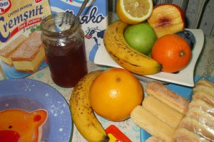 Tarta cu fructe rapida (video)
