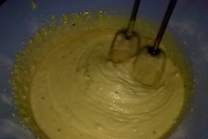 Tort cu crema de lamaie si  kiwi.