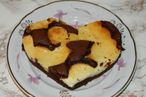 Inimioare cu ciocolata si branza dulce