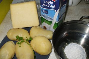 Sos-crema de cascaval