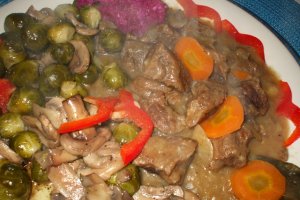 Carbonada (mancare flamanda din carne de vita)