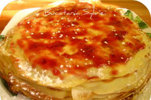 Tort de clatite cu branza de vaci