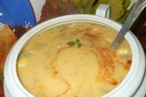 Supa de dovleac cu legume, in dovleac