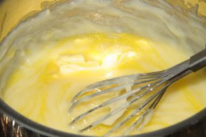 Prajitura cu foi si crema de lamaie