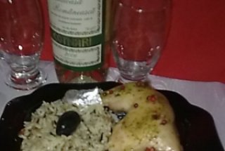 Orez salbatic cu miez de floarea soarelui si copane de pui
