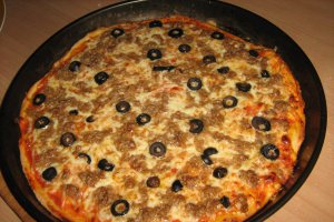 Pizza cu ton