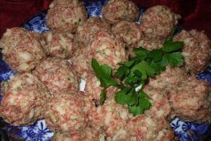 Ciorba de vitel cu legume si perisoare