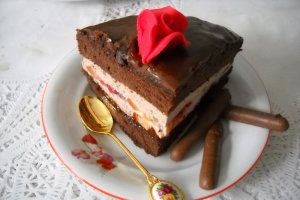 Tort de ciocolata