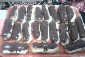 Eclere cu crema vanilie sau lamaie