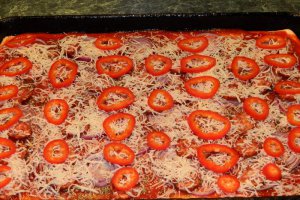 Pizza cu salam