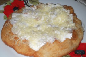 Scovergi cu smantana si cascaval