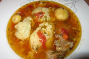 Ciorba de gaina cu galuste