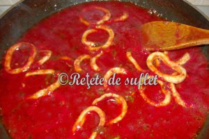 Fructe de mare marinate in lamaie si usturoi cu pasta marinara
