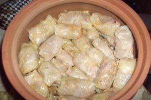 Sarmale cu varza murata in oala de lut